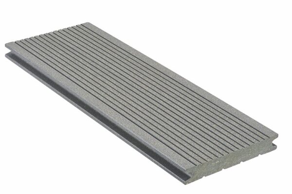 NaturInForm Compact Massive WPC terasinė lenta, pilkos spalvos, rumbuoto paviršiaus profilis