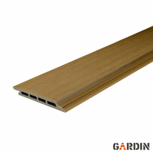 WPC fasadinė dailylentė Gardin Deco Wall Classic, cinamono-tiko rudos spalvos, su medžio tekstūra